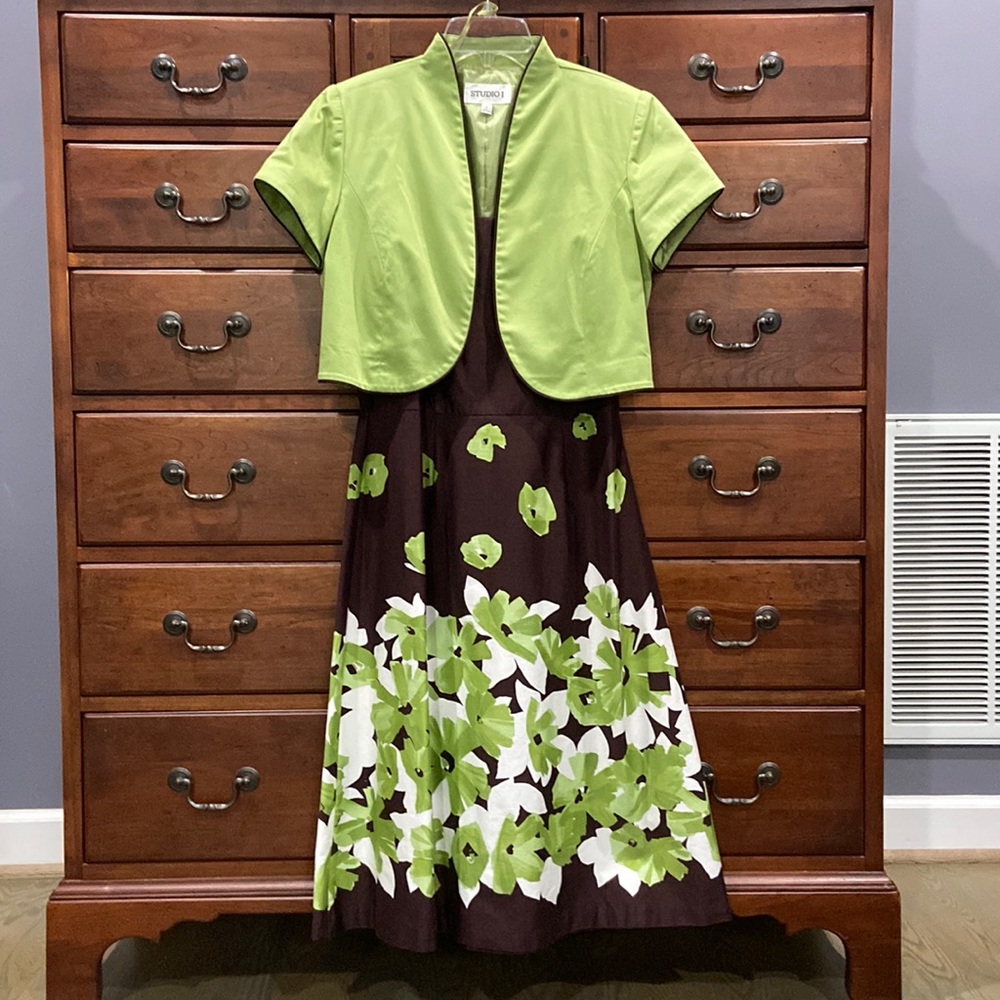 Pretty Ladies Size 6 Floral Brown/Lime Green Print Dress with Bolero Jacket